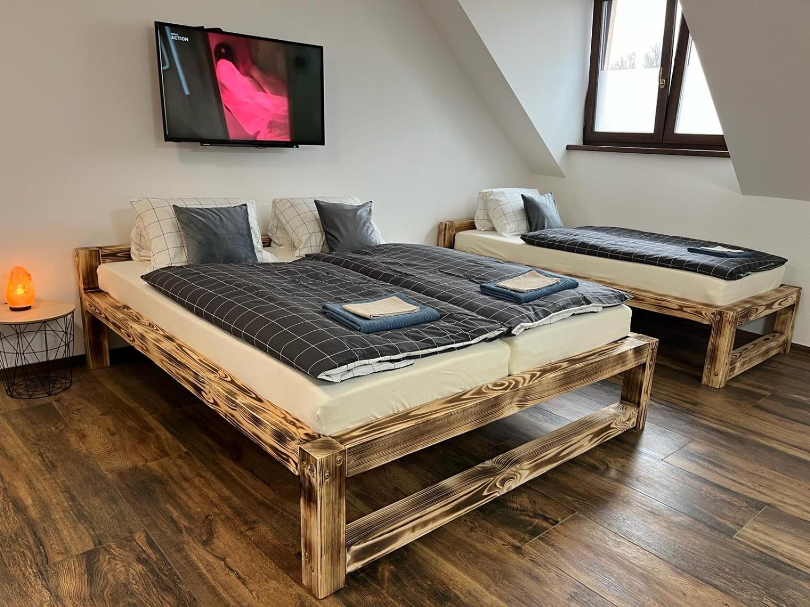 Apartman Kuga Mikulov Bagian luar foto