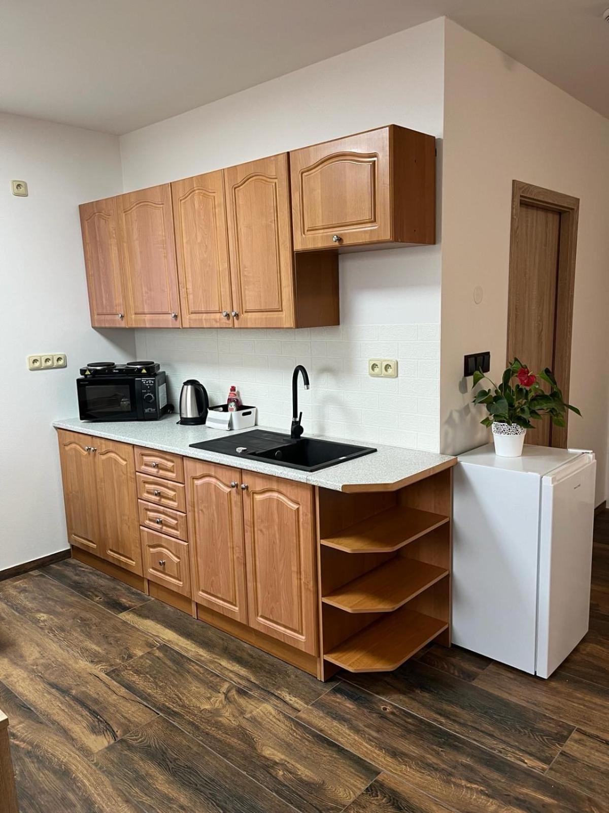 Apartman Kuga Mikulov Bagian luar foto